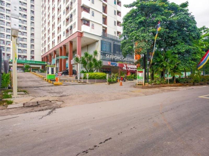 Oyo 2582 Apartemen Serpong Green View تانجيرانغْ المظهر الخارجي الصورة