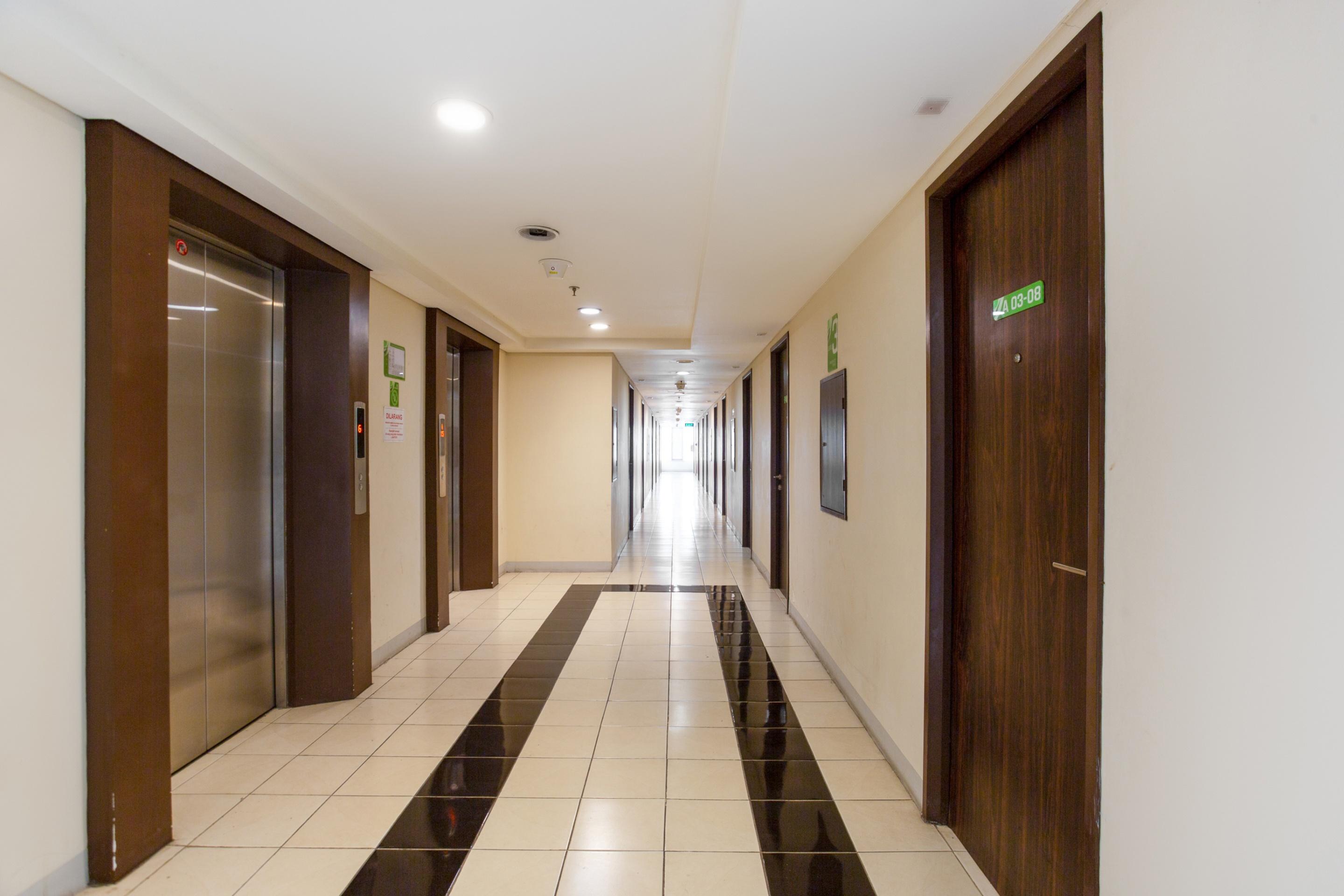Oyo 2582 Apartemen Serpong Green View تانجيرانغْ المظهر الخارجي الصورة