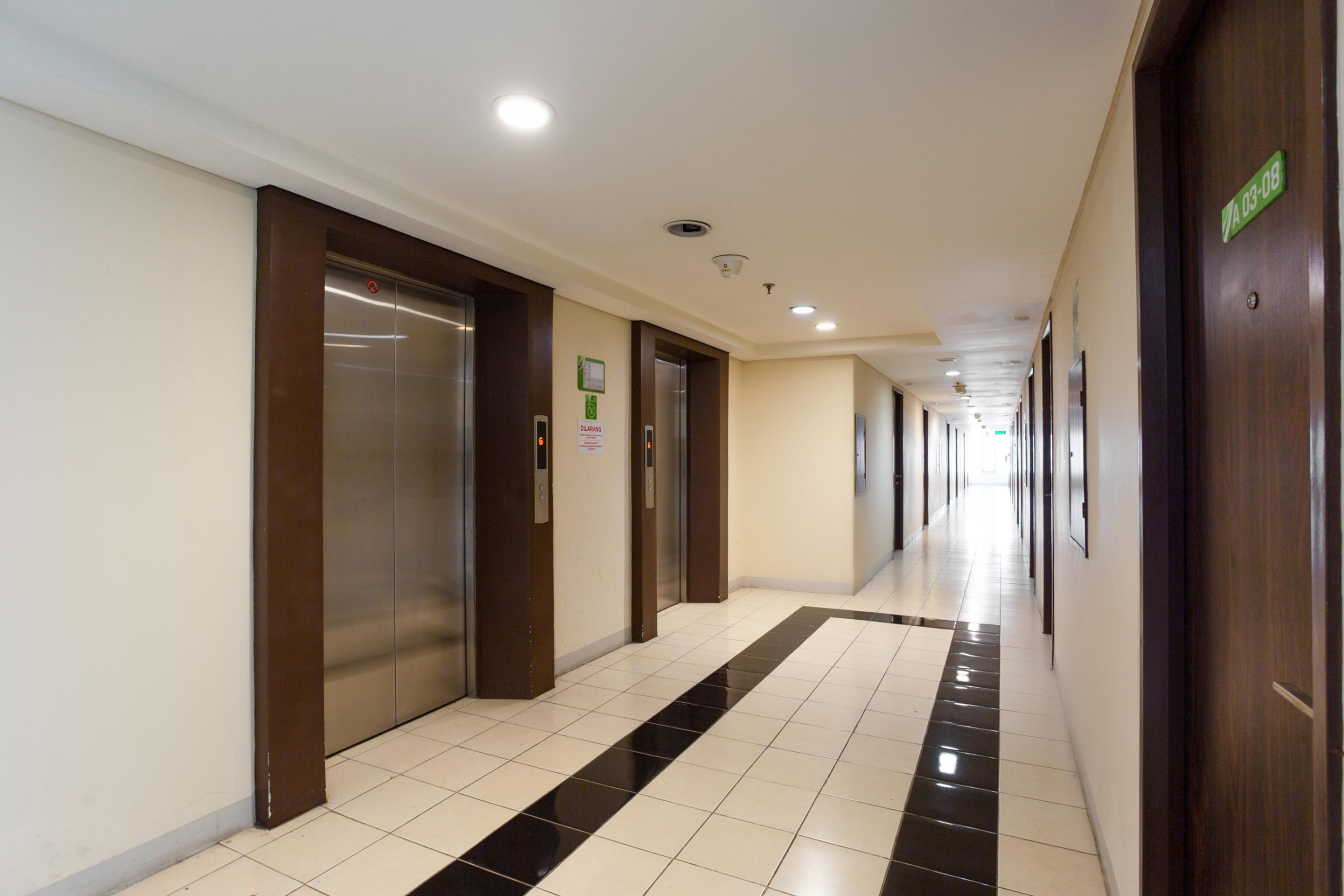 Oyo 2582 Apartemen Serpong Green View تانجيرانغْ المظهر الخارجي الصورة